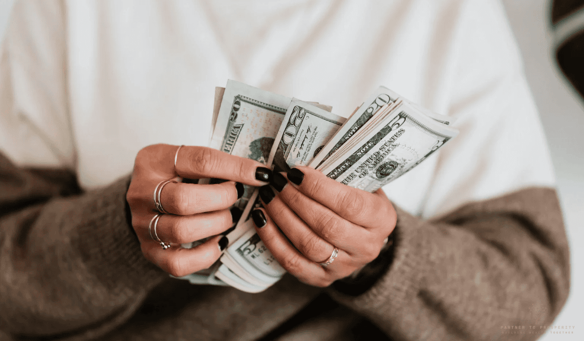 How to Qualify for the $1,000 Federal Government Seed Money