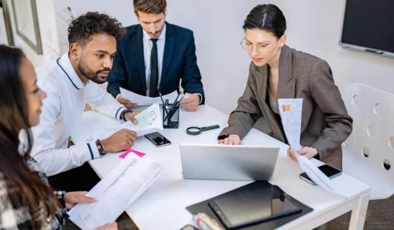 Best Commercial Real Estate Crowdfunding Platforms in 2026