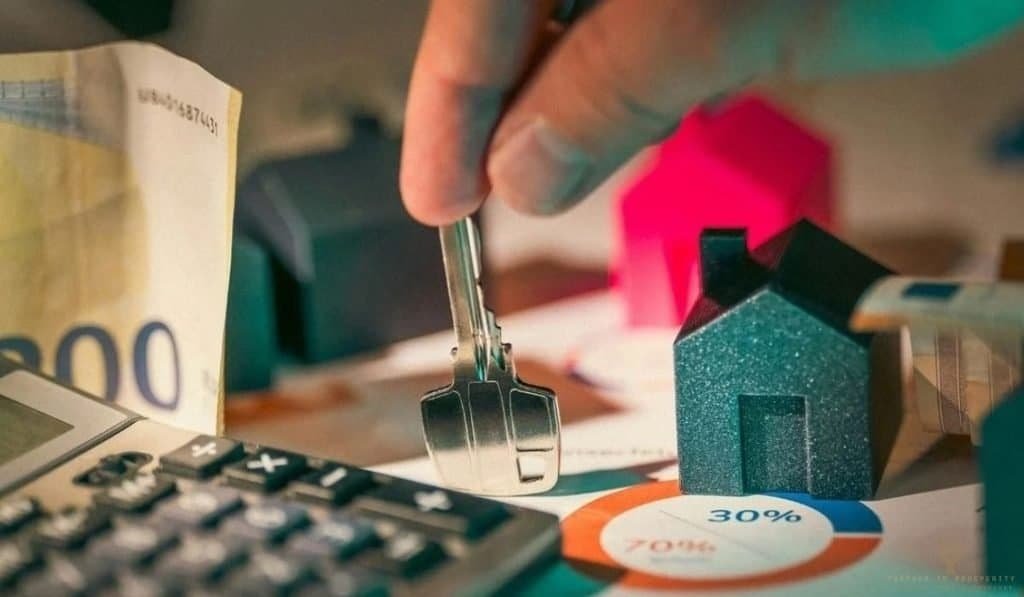 Hedge Funds Buying Houses: 2026 Guide for Single-Income Families